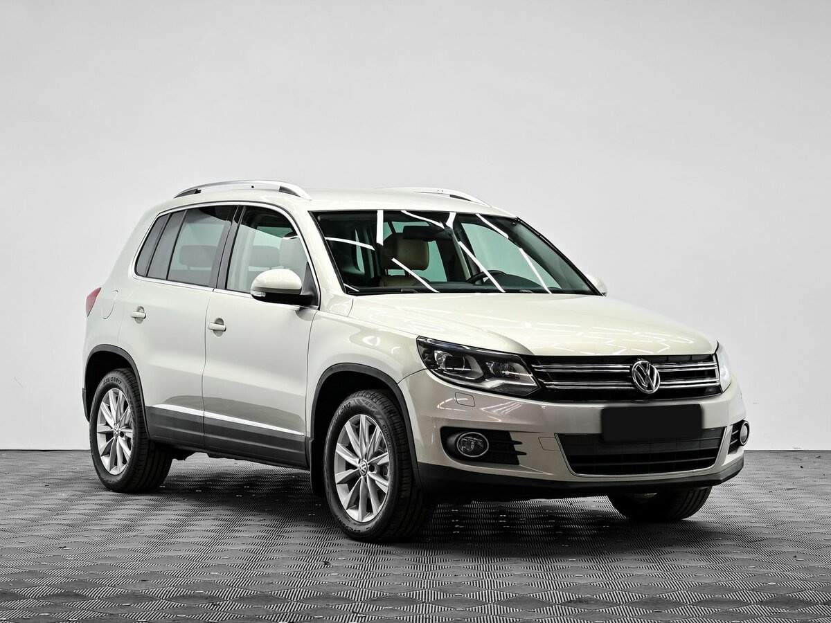Купить Volkswagen Tiguan с пробегом. Фото: #1
