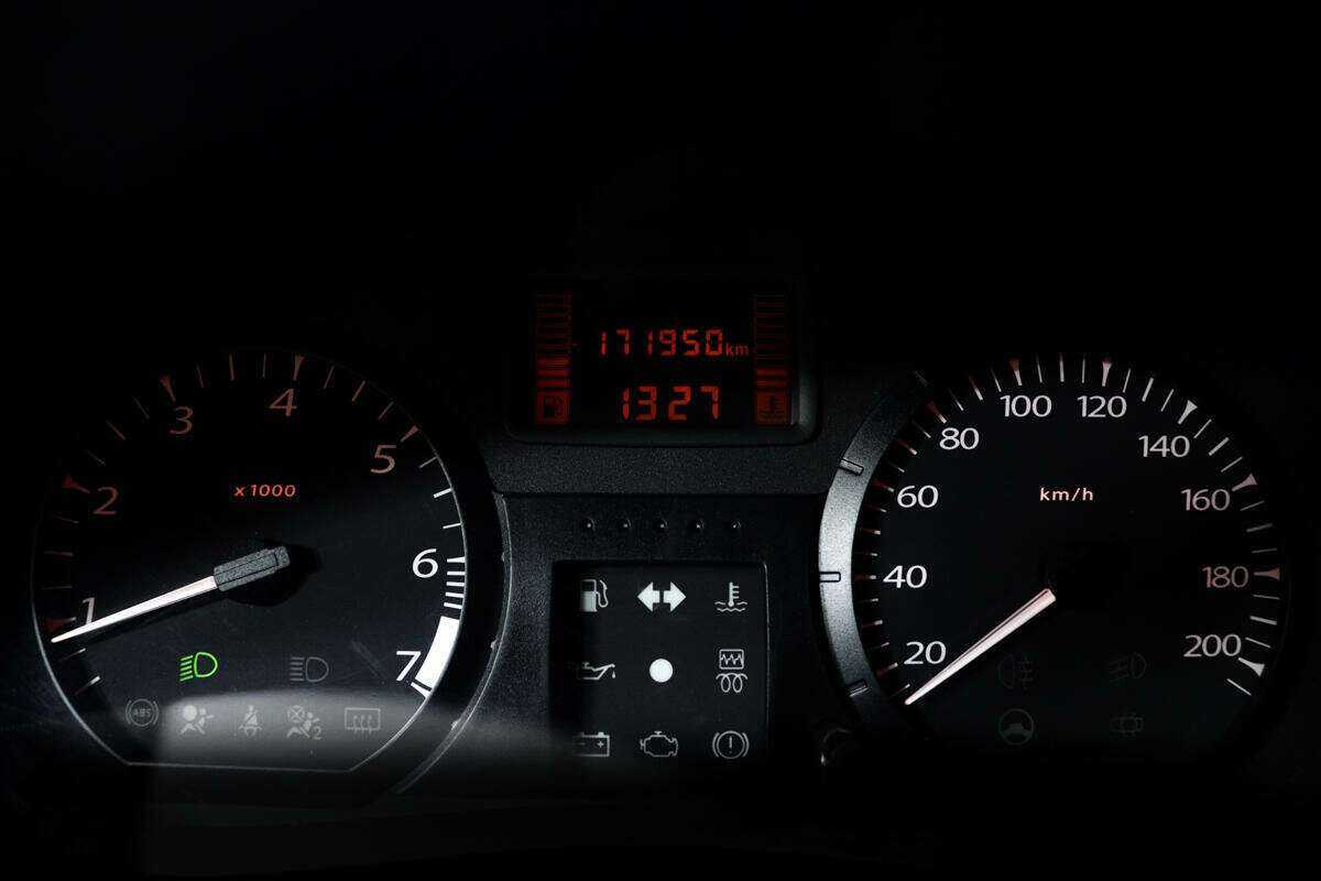 Купить Lada (ВАЗ) Largus с пробегом. Фото: #9