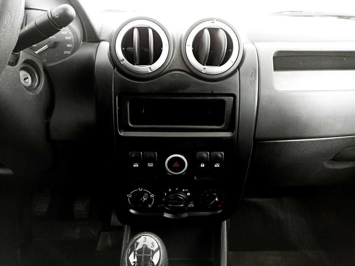 Купить Lada (ВАЗ) Largus с пробегом. Фото: #12