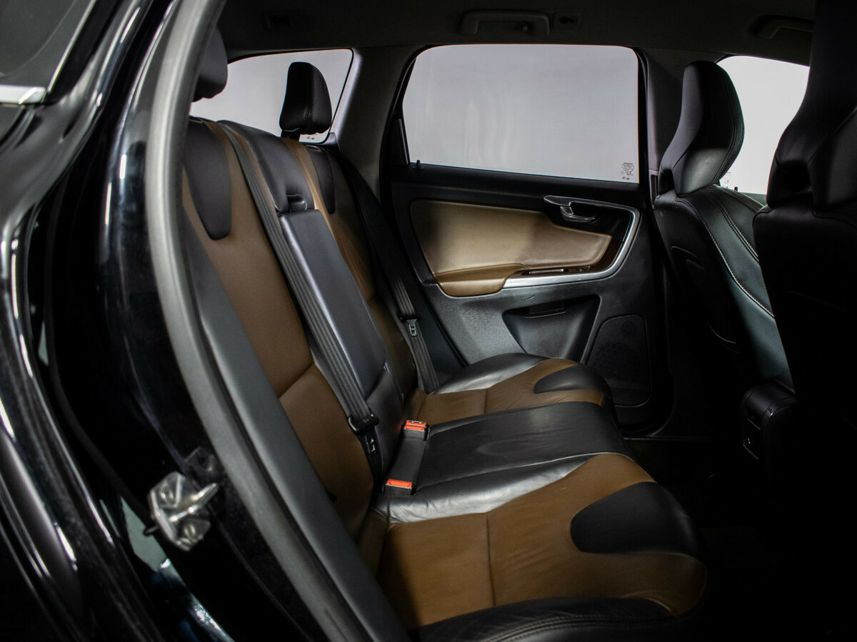 Купить Volvo XC60 с пробегом. Фото: #8