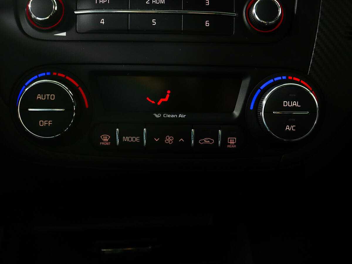 Купить Kia Cerato с пробегом. Фото: #15