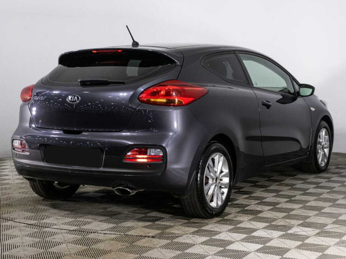 Купить Kia Ceed с пробегом. Фото: #4