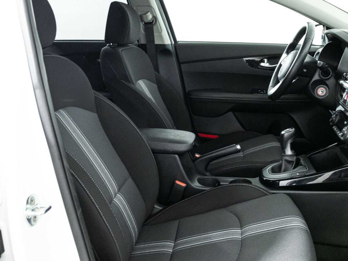 Купить Kia Cerato с пробегом. Фото: #15