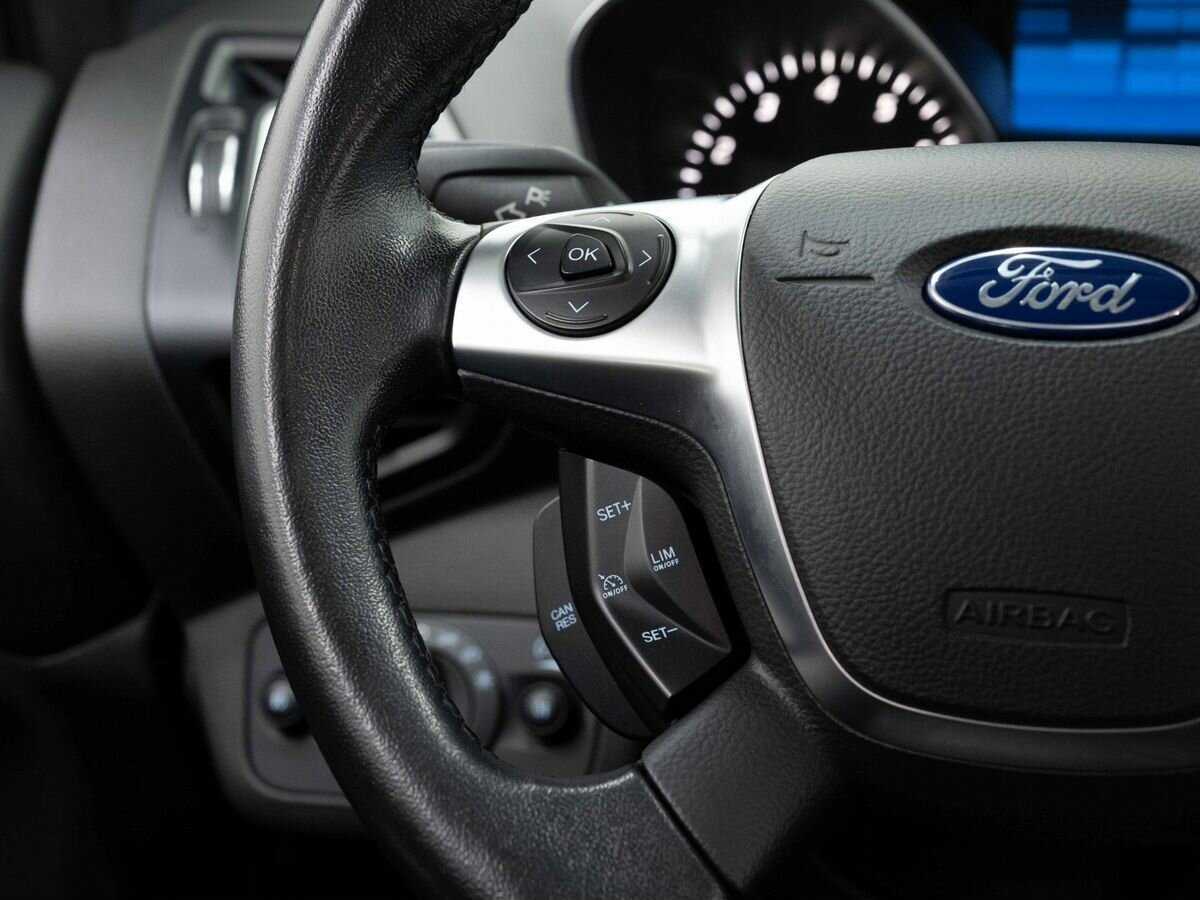 Купить Ford Kuga с пробегом. Фото: #15