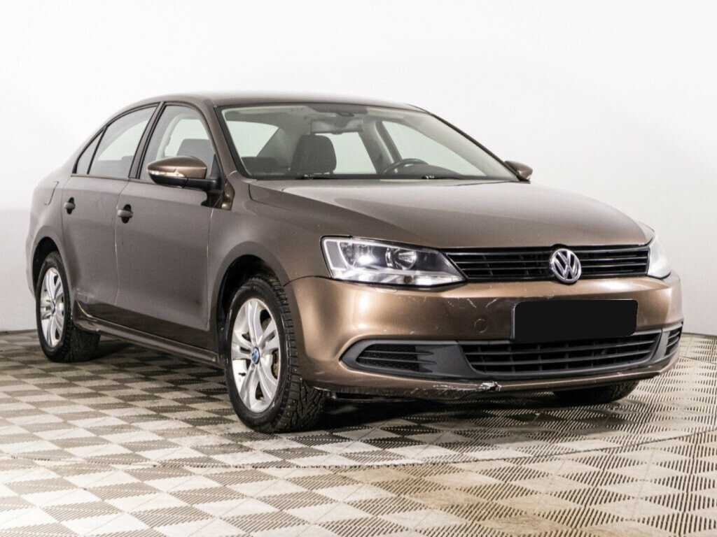 Купить Volkswagen Jetta с пробегом. Фото: #2