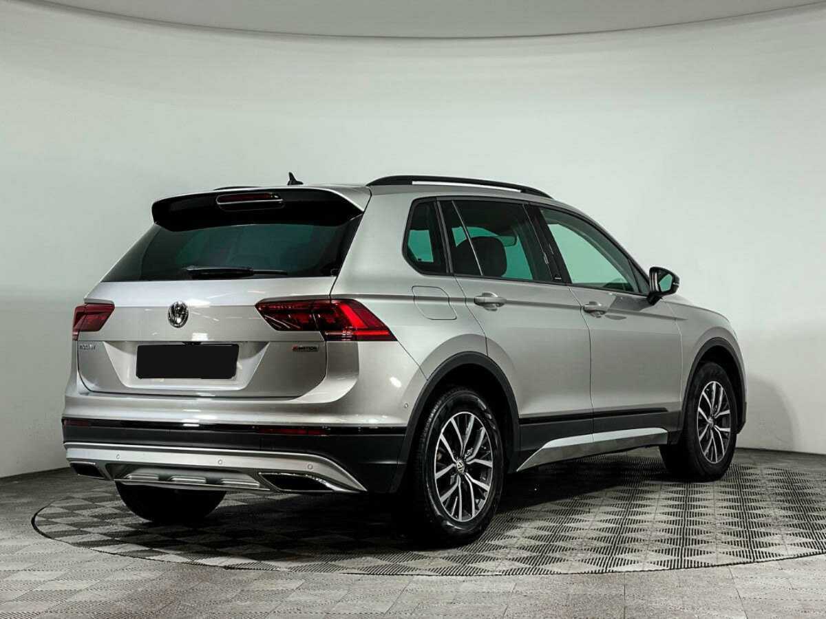 Купить Volkswagen Tiguan с пробегом. Фото: #4