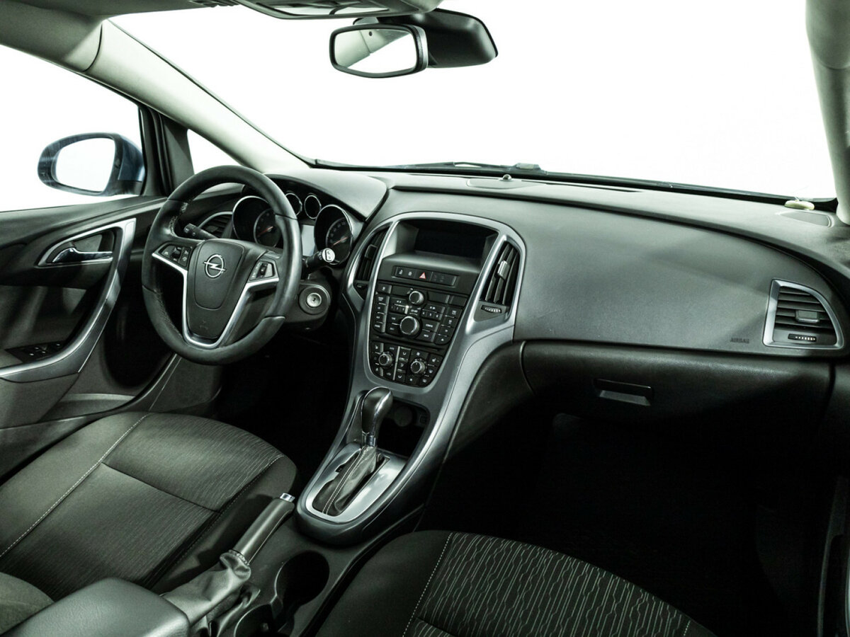 Купить Opel Astra с пробегом. Фото: #8