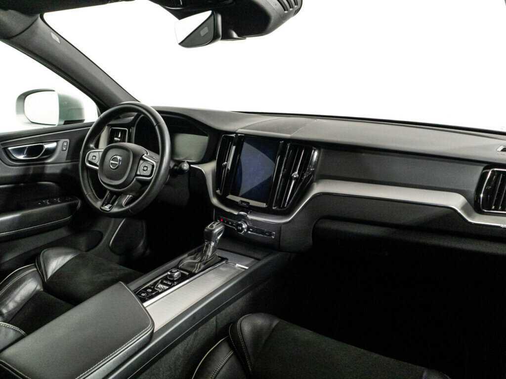 Купить Volvo XC60 с пробегом. Фото: #8