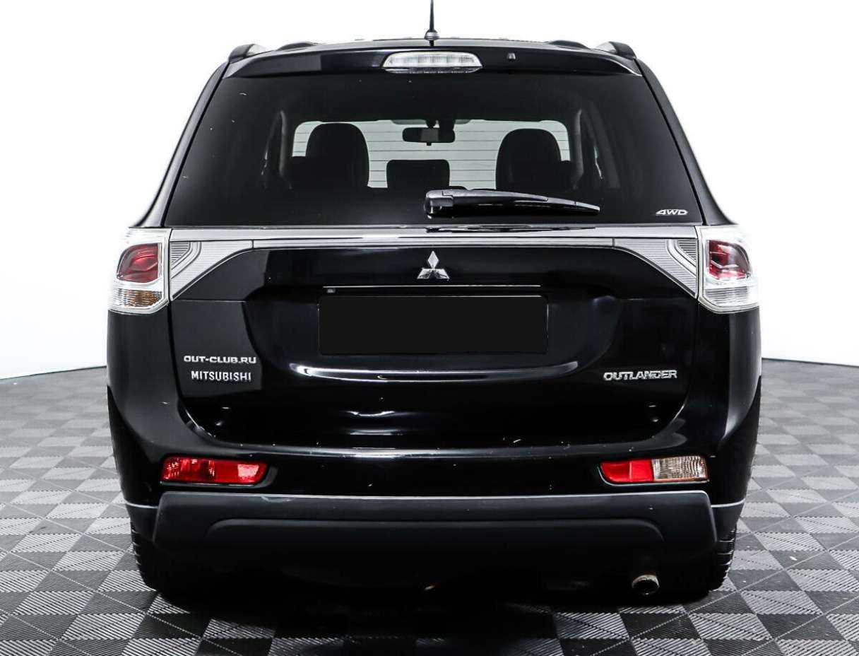 Купить Mitsubishi Outlander с пробегом. Фото: #5