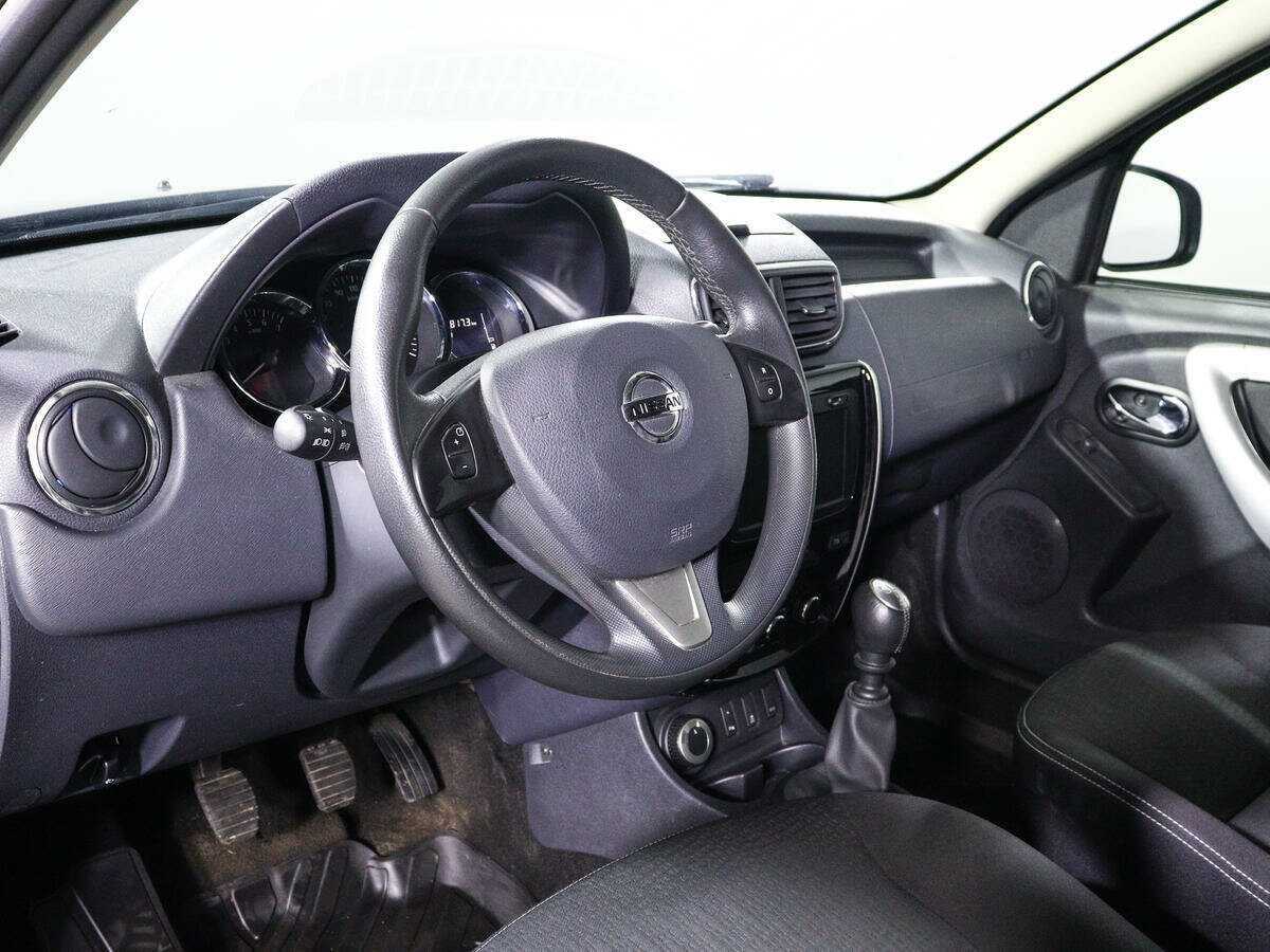 Купить Nissan Terrano с пробегом. Фото: #13