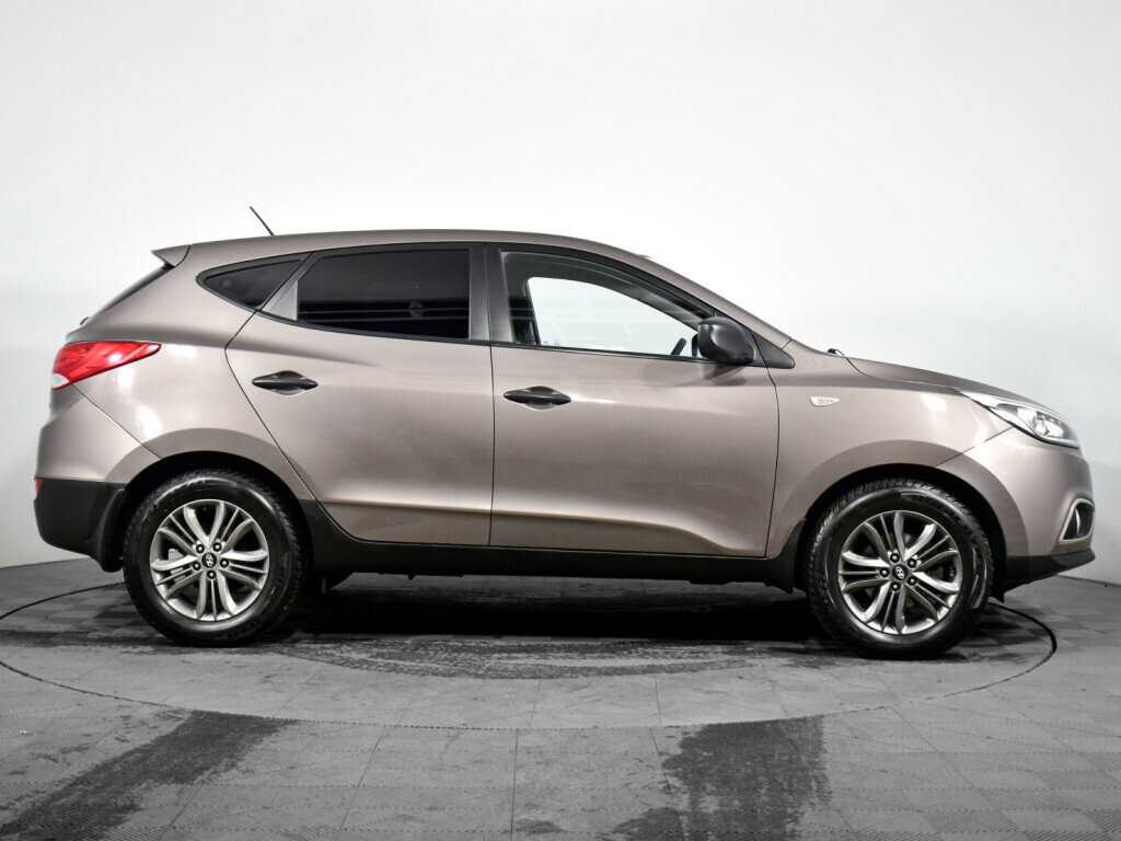 Купить Hyundai ix35 с пробегом. Фото: #3