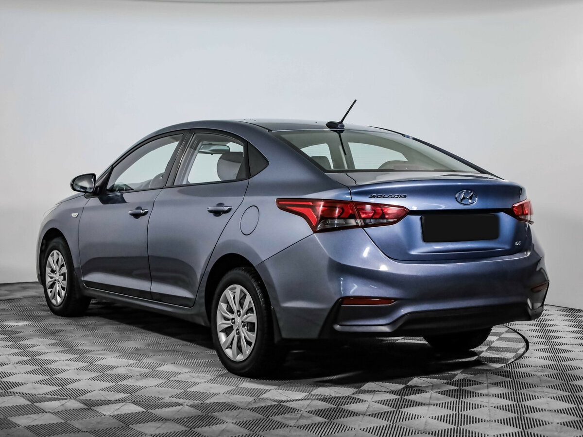 Купить Hyundai Solaris с пробегом. Фото: #4