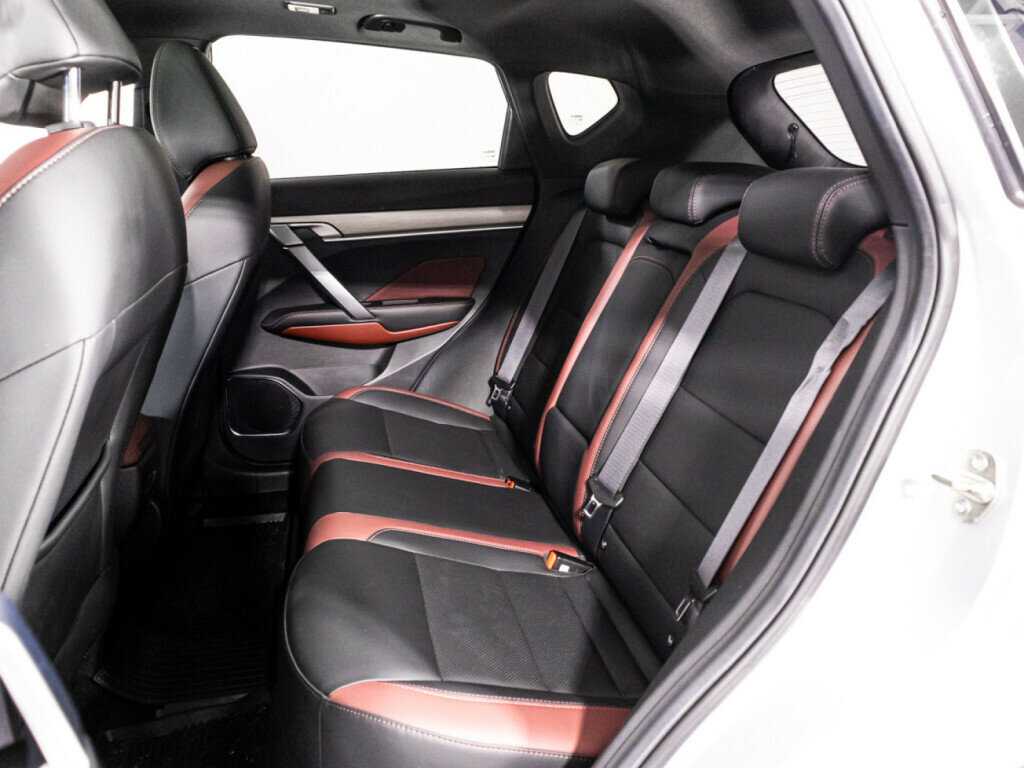 Купить Geely Coolray с пробегом. Фото: #9