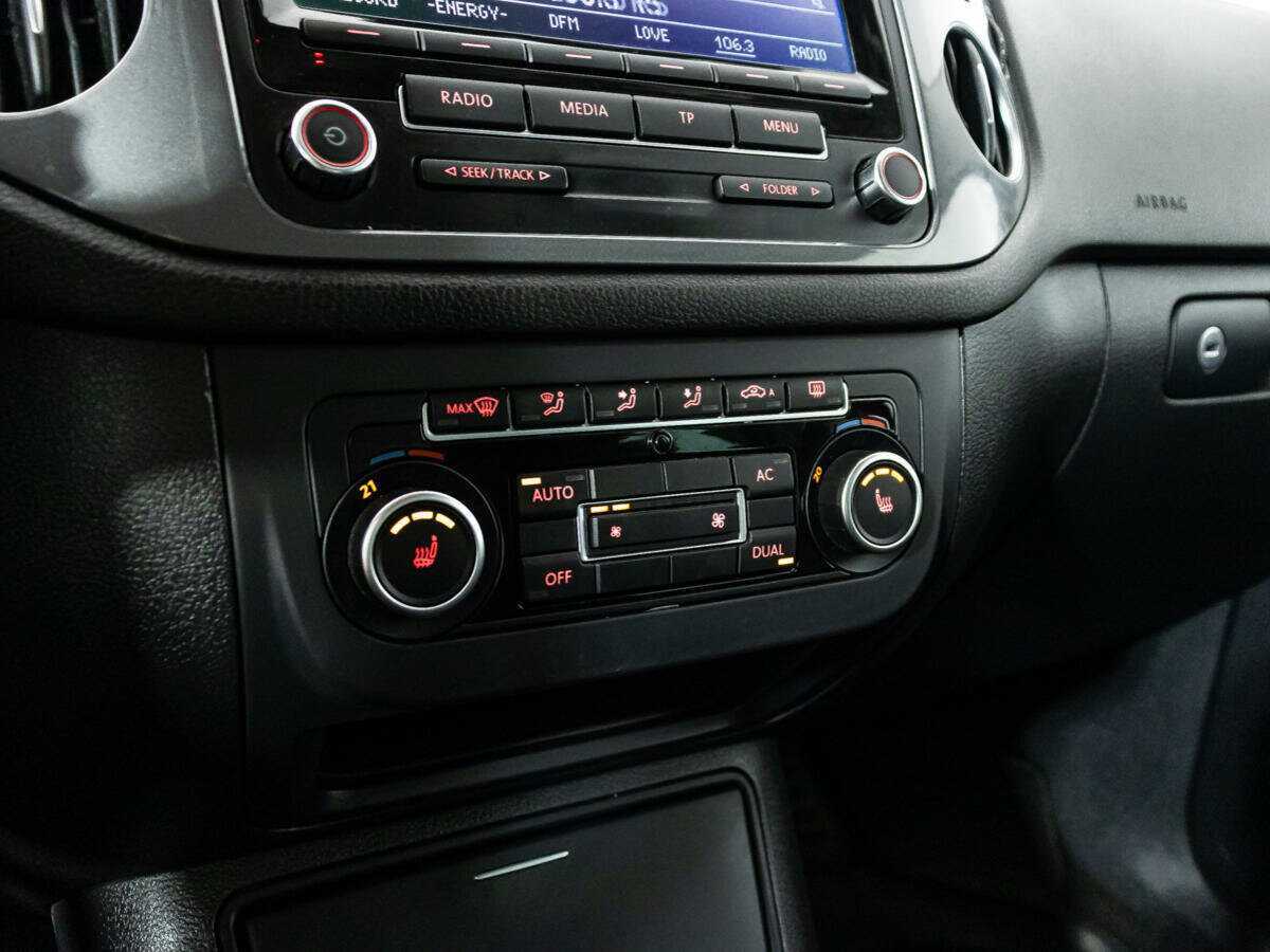 Купить Volkswagen Tiguan с пробегом. Фото: #15