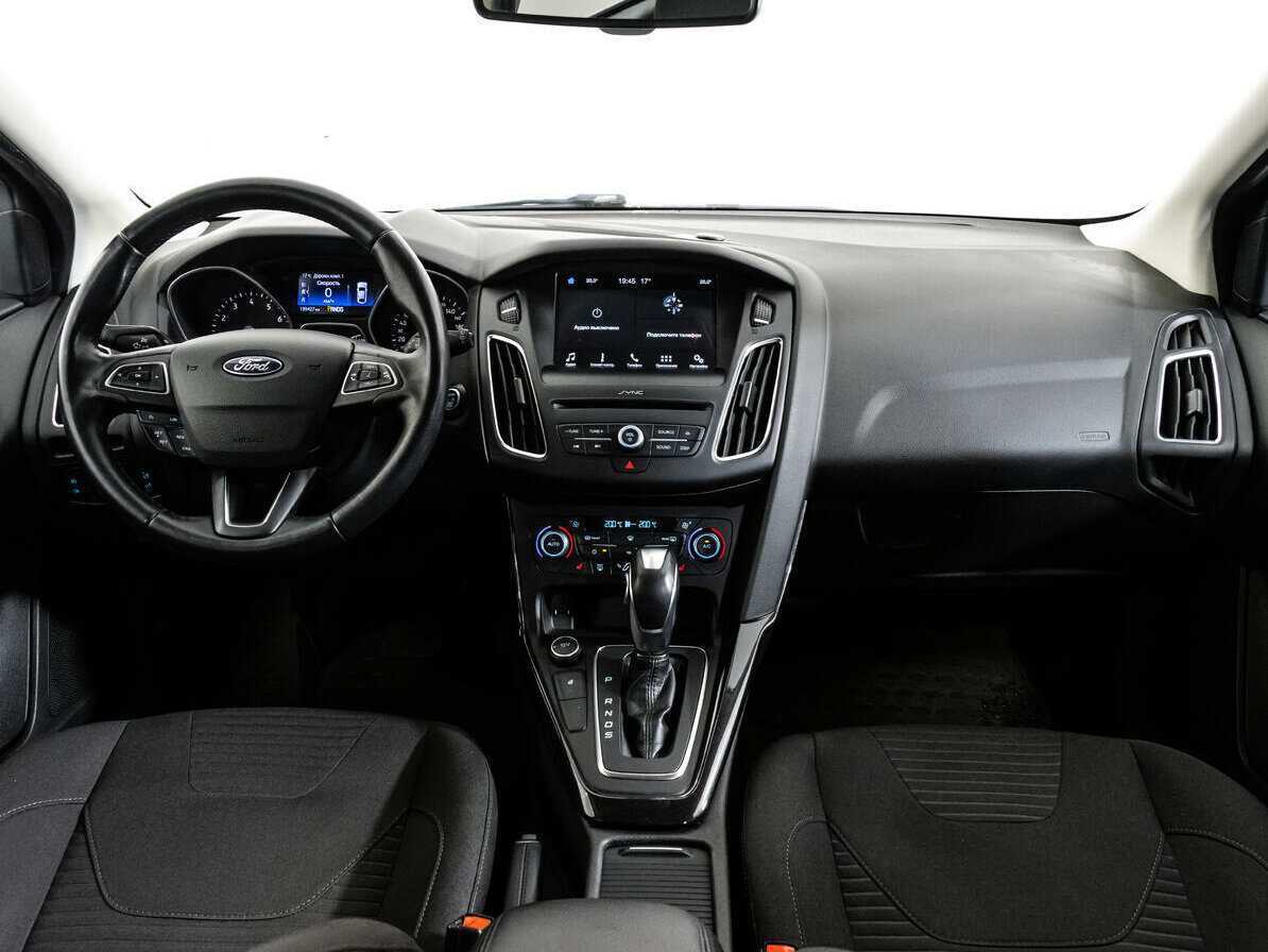 Купить Ford Focus с пробегом. Фото: #9
