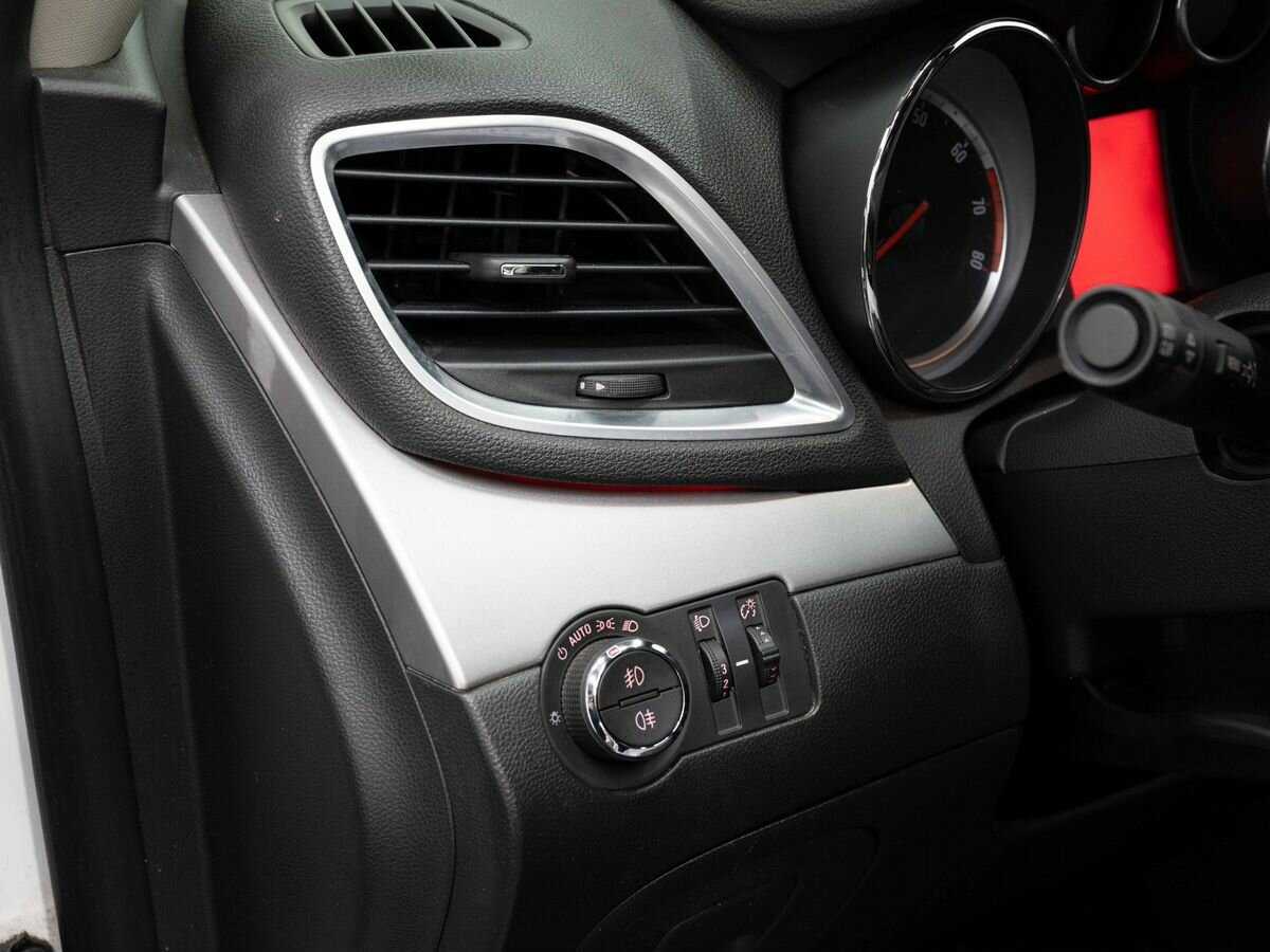 Купить Opel Mokka с пробегом. Фото: #17