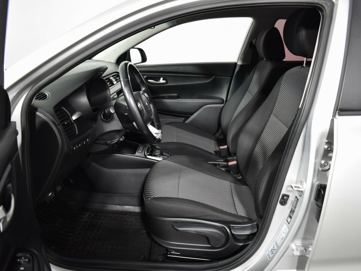 Купить Kia Rio с пробегом. Фото: #9