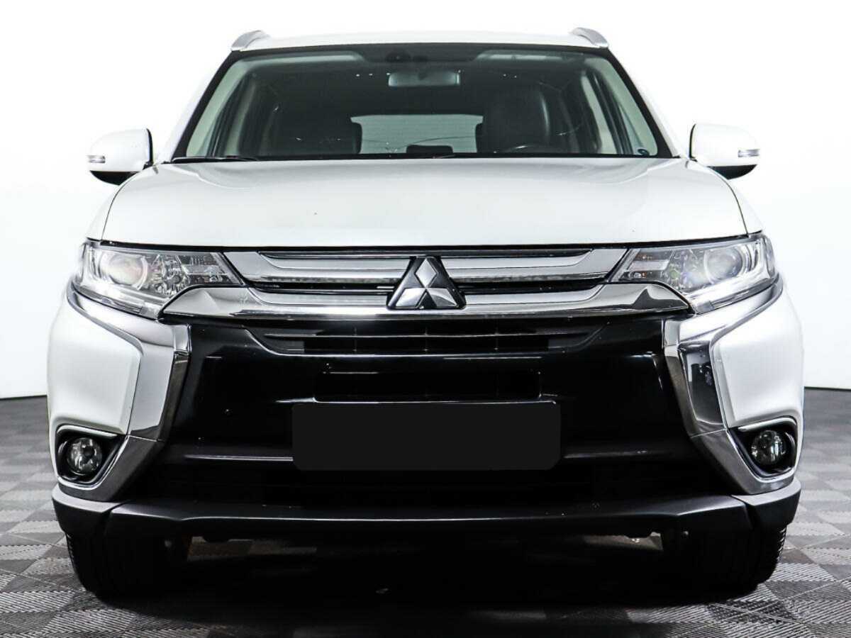 Купить Mitsubishi Outlander с пробегом. Фото: #1