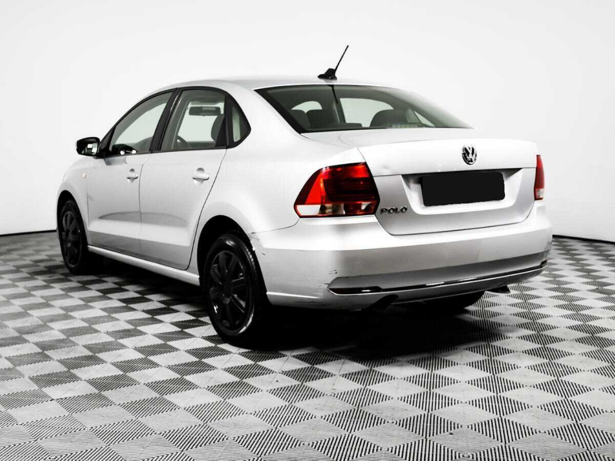 Купить Volkswagen Polo с пробегом. Фото: #6
