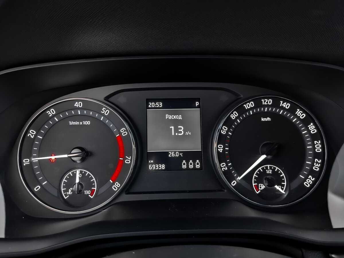 Купить Skoda Octavia с пробегом. Фото: #15