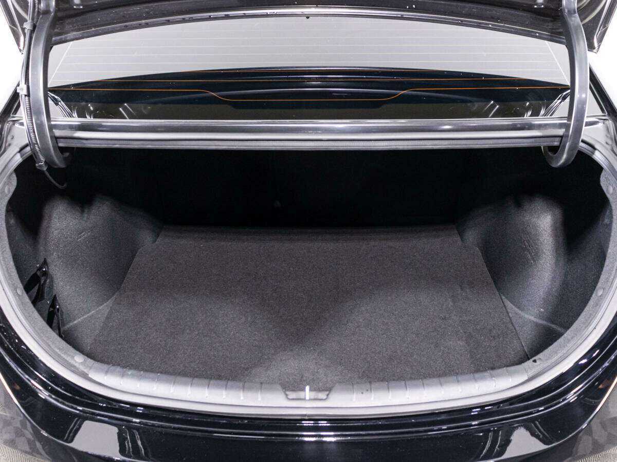 Купить Hyundai Solaris с пробегом. Фото: #14