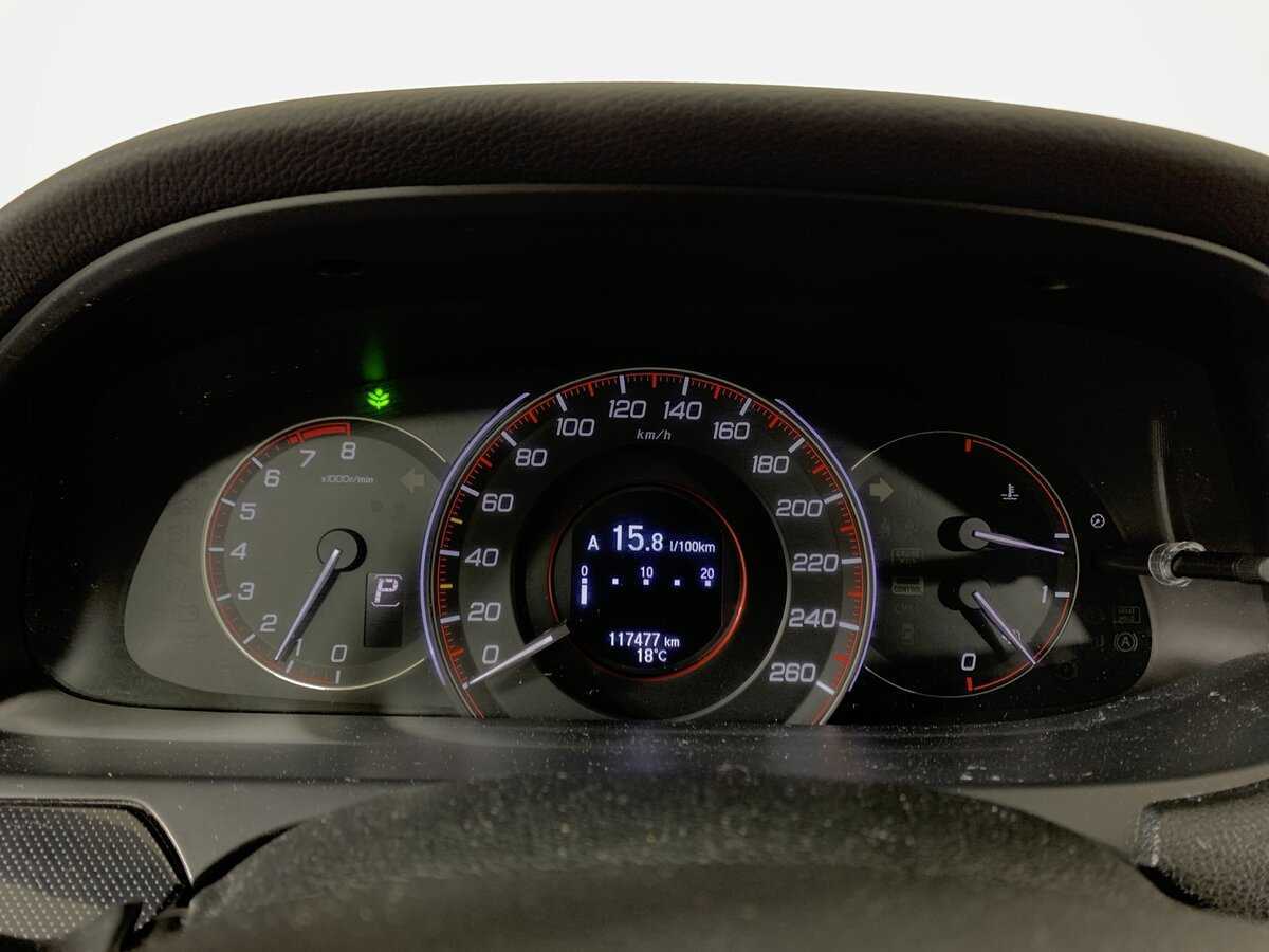 Купить Honda Accord с пробегом. Фото: #12