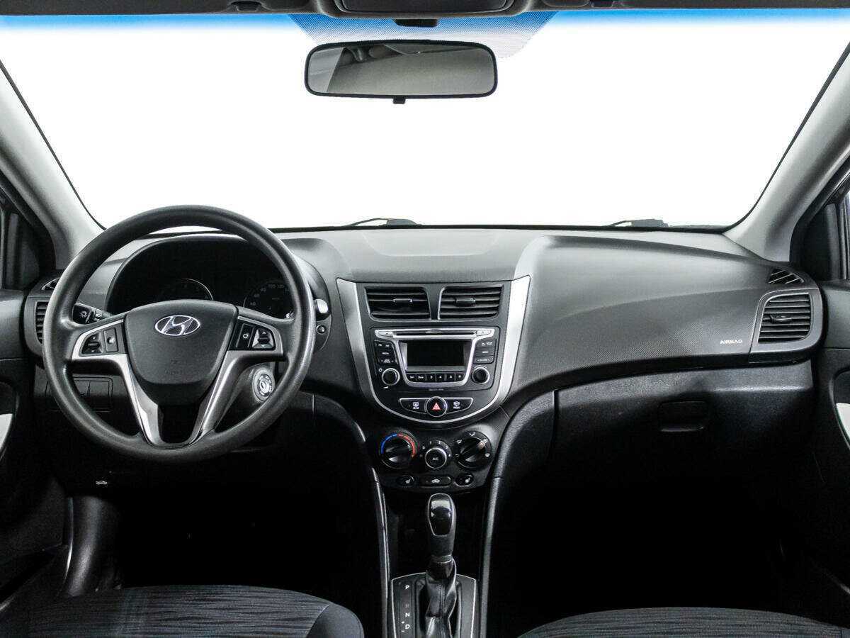 Купить Hyundai Solaris с пробегом. Фото: #12