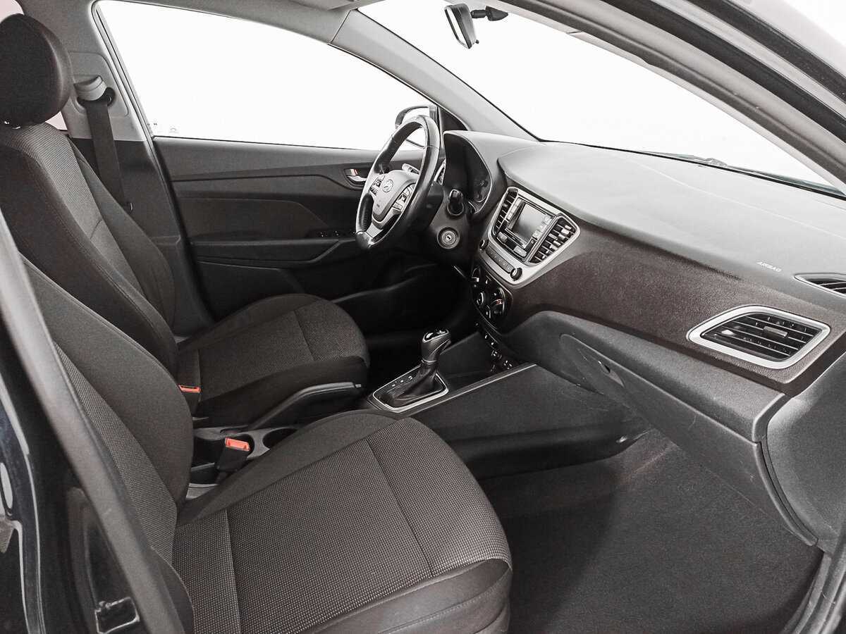 Купить Hyundai Solaris с пробегом. Фото: #8