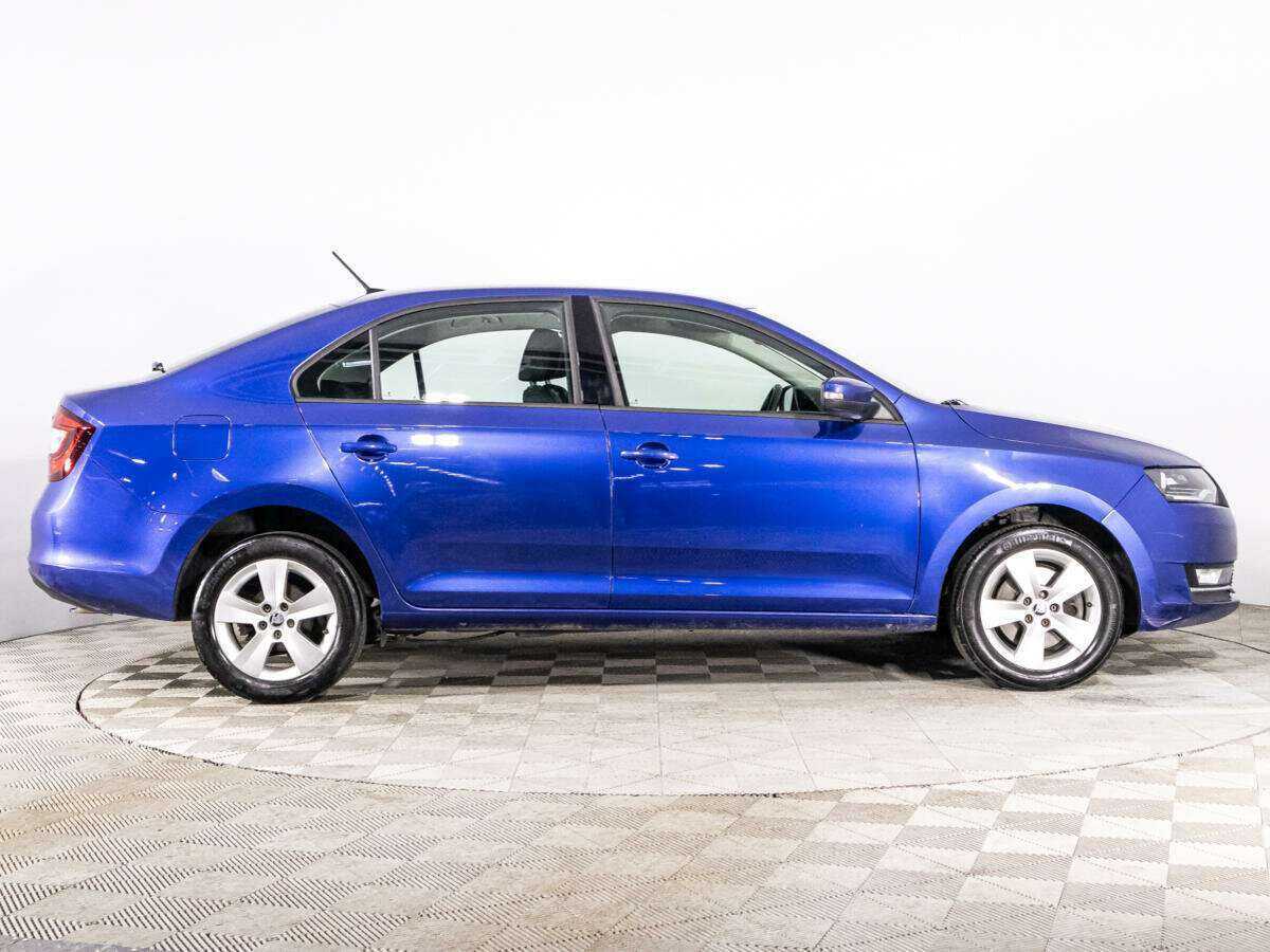Купить Skoda Rapid с пробегом. Фото: #3