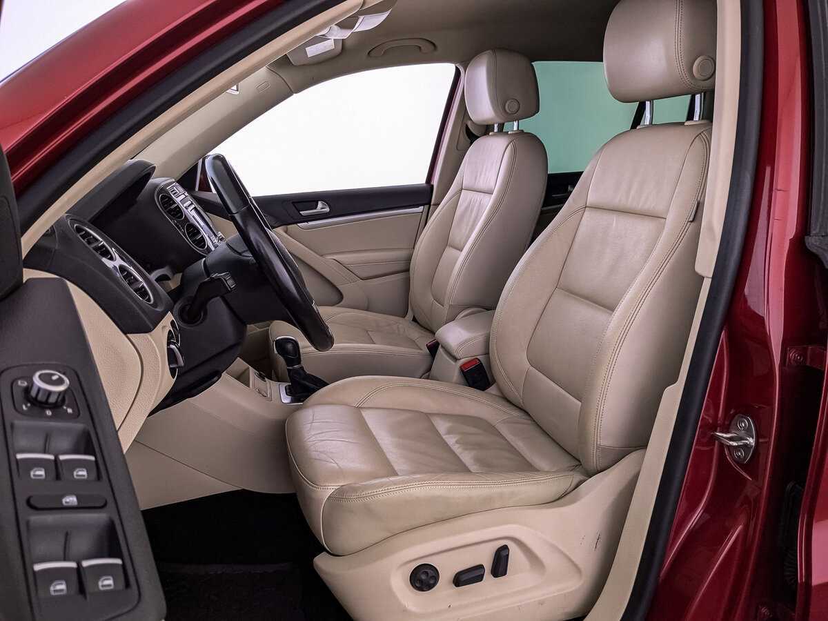 Купить Volkswagen Tiguan с пробегом. Фото: #15