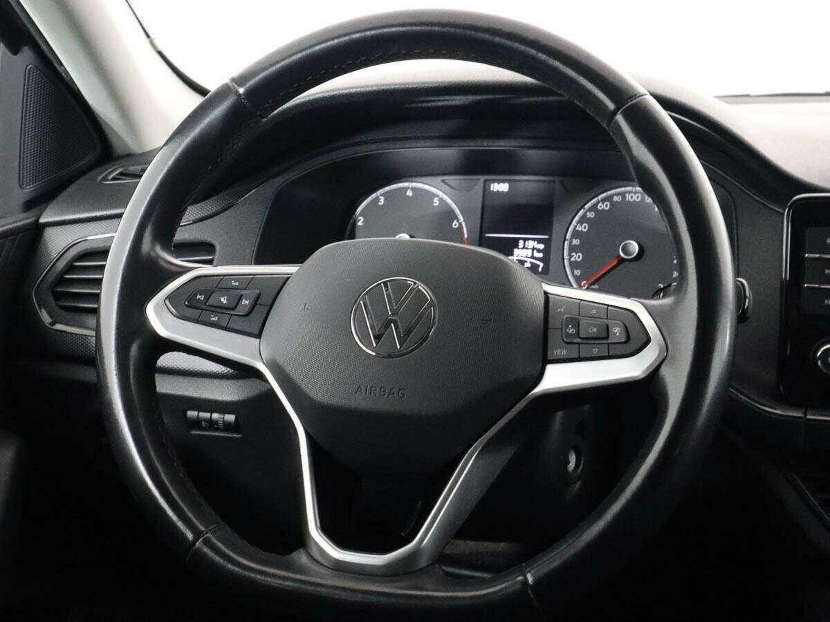 Купить Volkswagen Polo с пробегом. Фото: #11