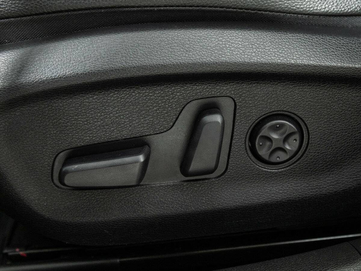Купить Hyundai Sonata с пробегом. Фото: #13