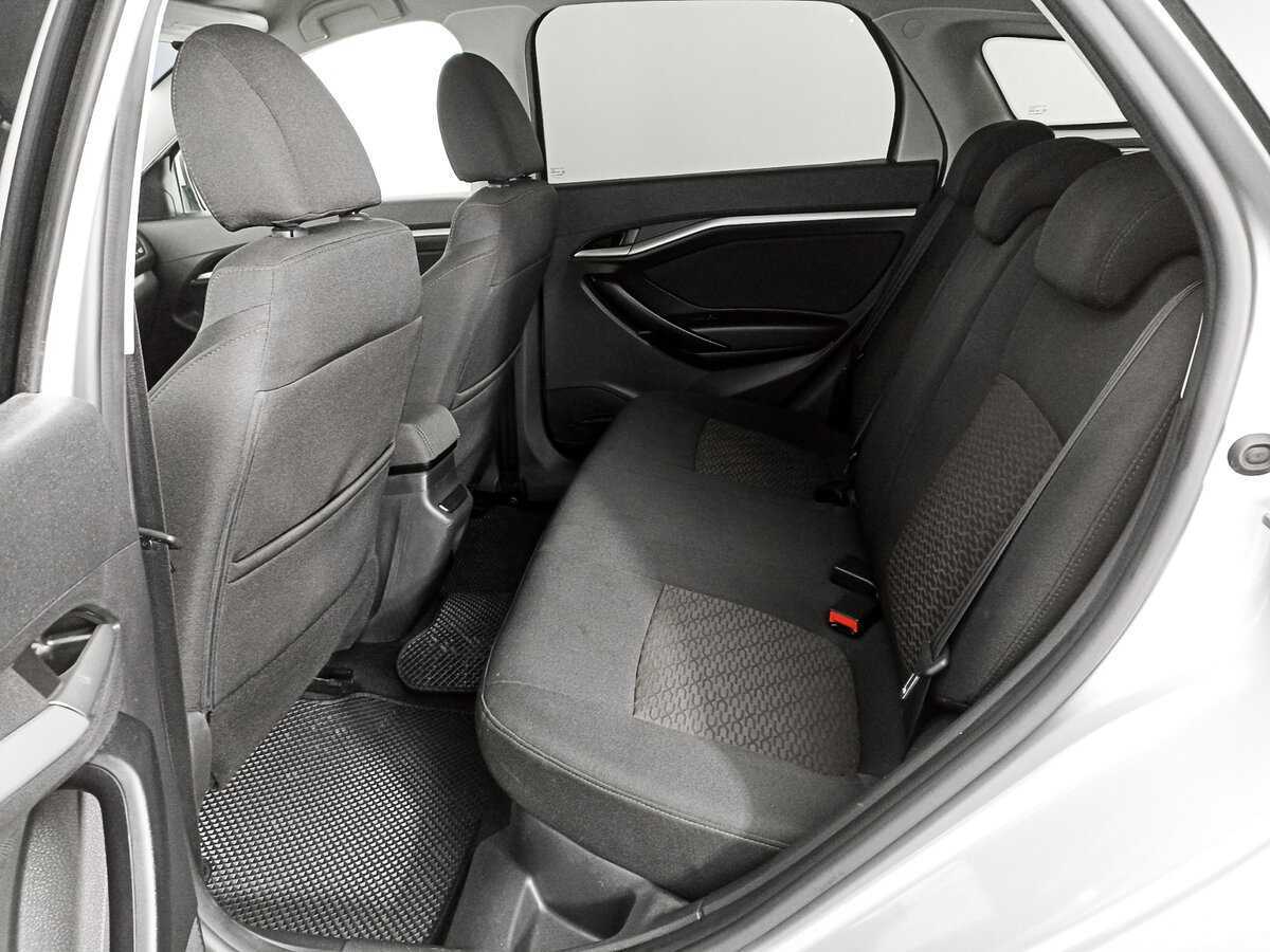 Купить Lada (ВАЗ) Vesta с пробегом. Фото: #9