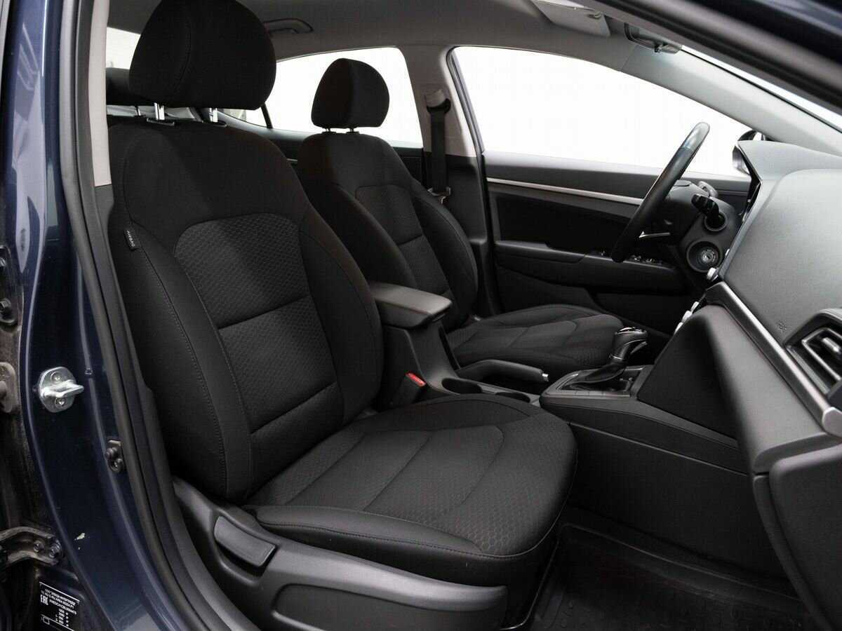 Купить Hyundai Elantra с пробегом. Фото: #13