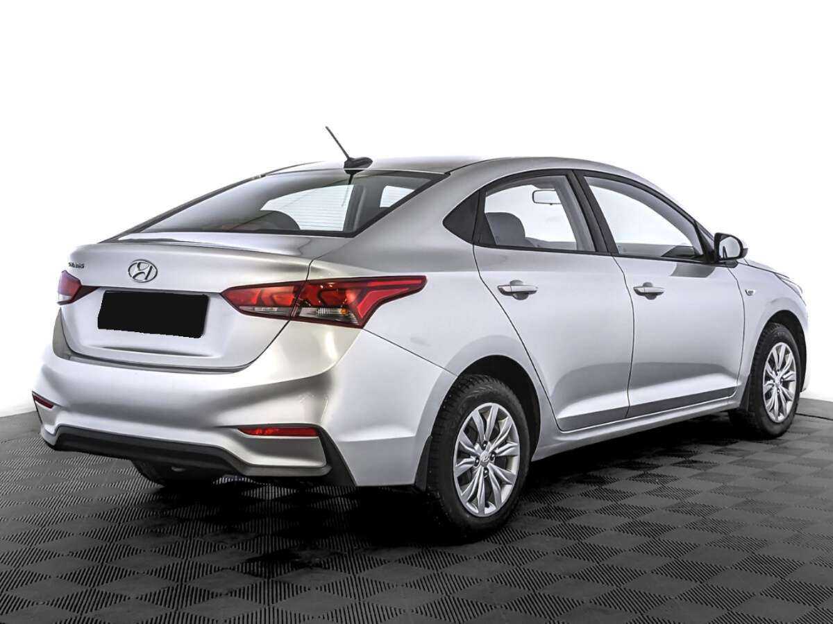 Купить Hyundai Solaris с пробегом. Фото: #4