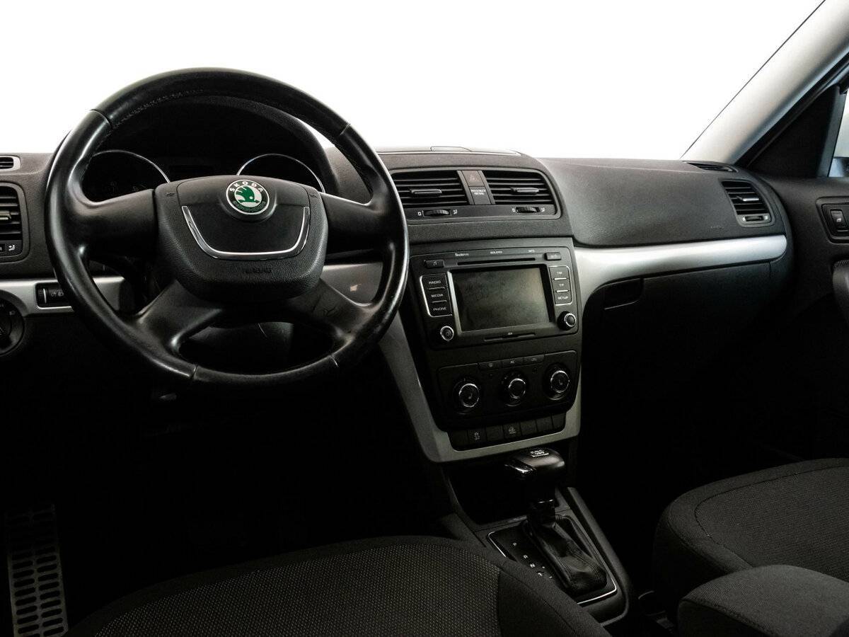 Купить Skoda Yeti с пробегом. Фото: #9
