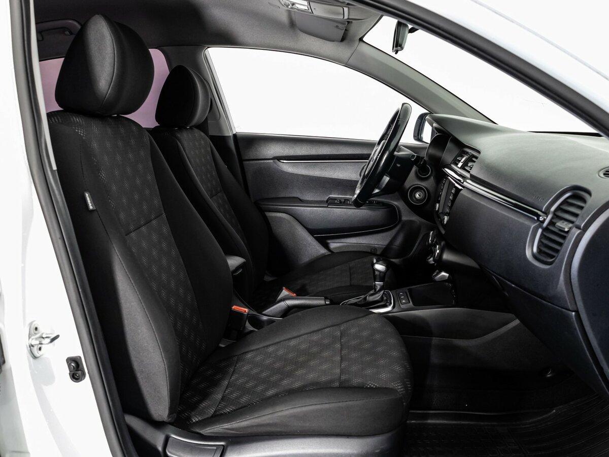 Купить Kia Rio с пробегом. Фото: #13