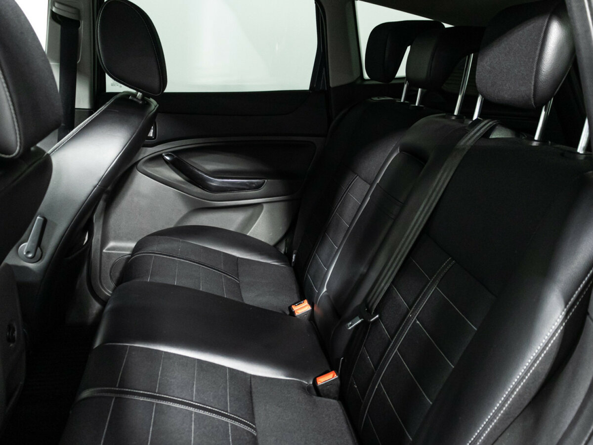 Купить Ford Kuga с пробегом. Фото: #9