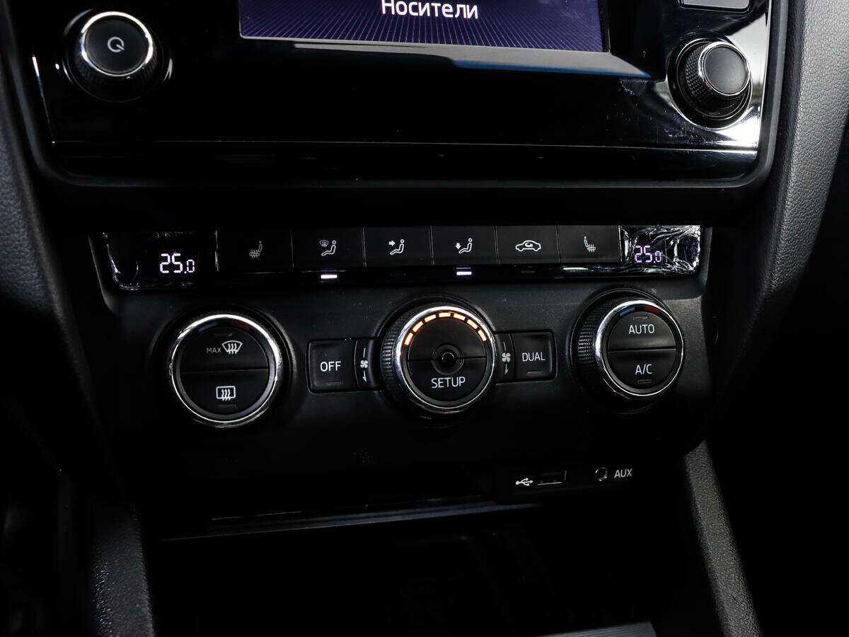 Купить Skoda Octavia с пробегом. Фото: #12