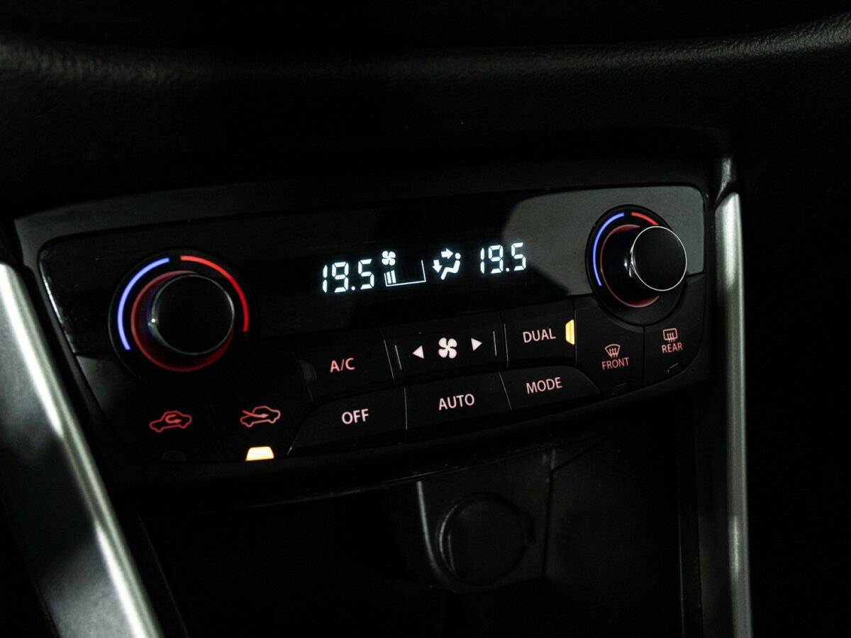 Купить Suzuki SX4 с пробегом. Фото: #14