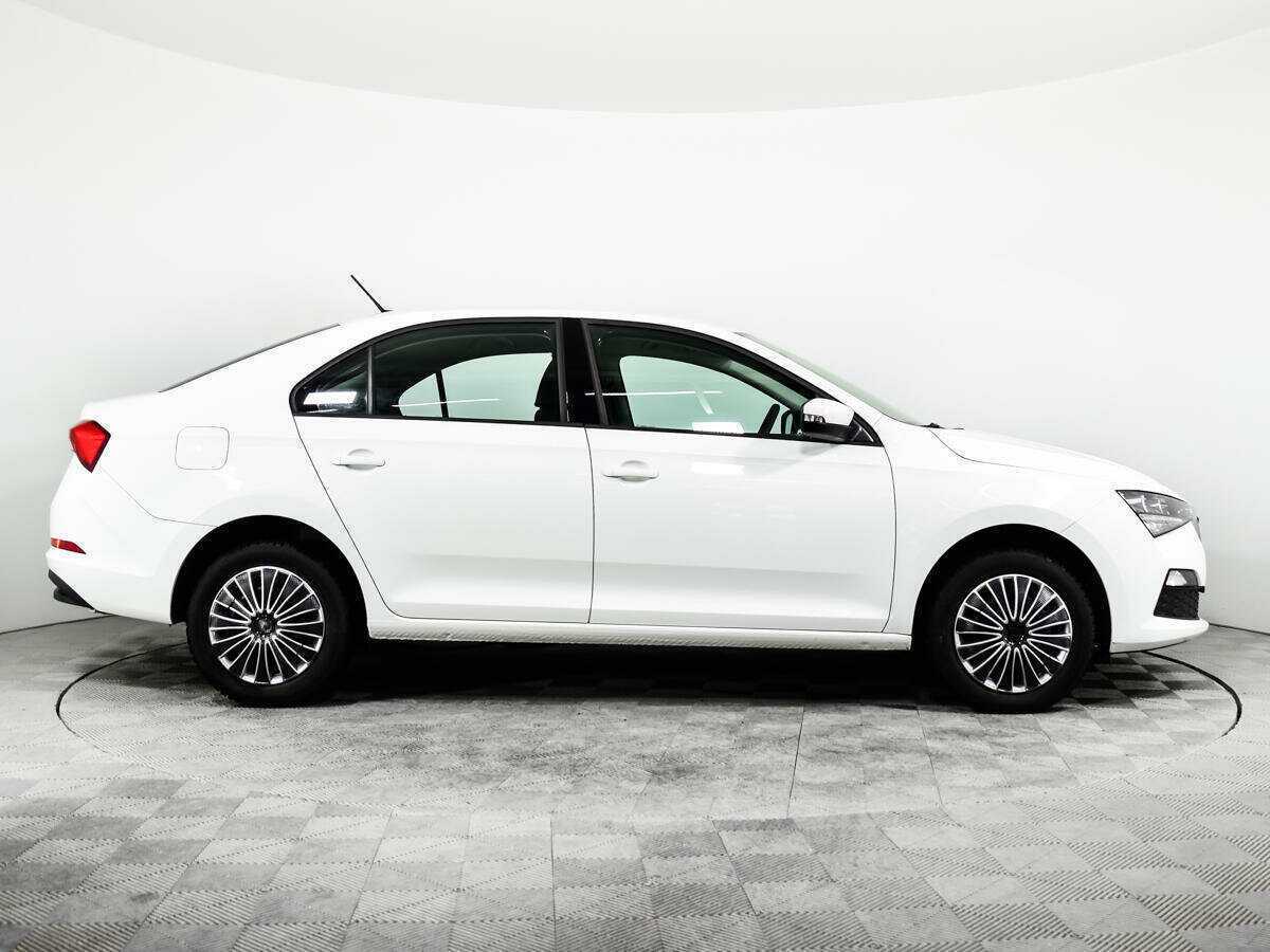 Купить Skoda Rapid с пробегом. Фото: #3
