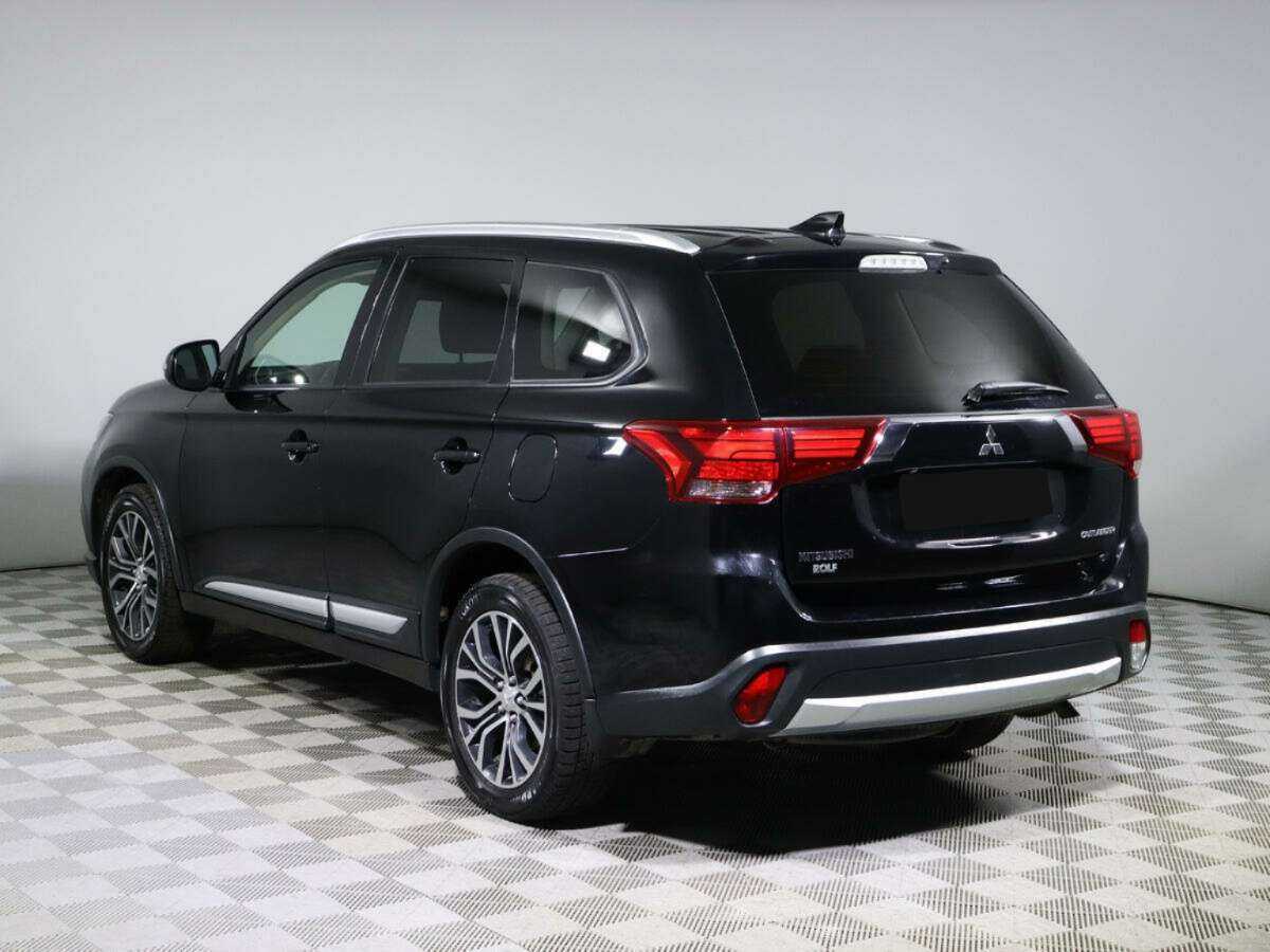 Купить Mitsubishi Outlander с пробегом. Фото: #6