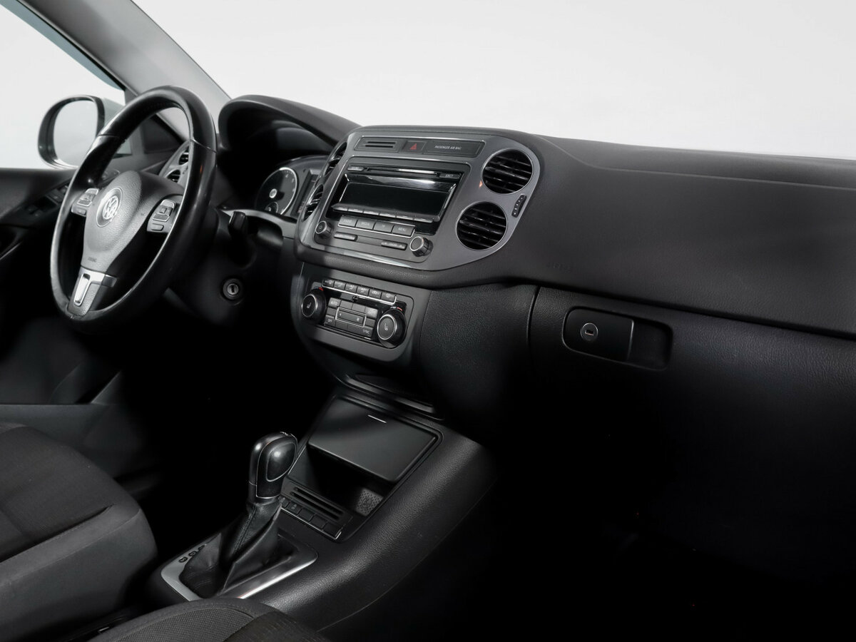 Купить Volkswagen Tiguan с пробегом. Фото: #6