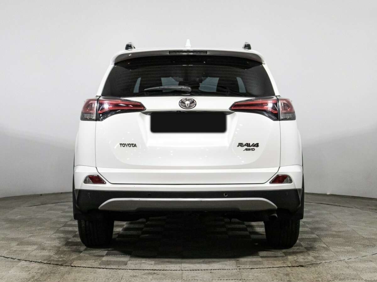 Купить Toyota RAV4 с пробегом. Фото: #4