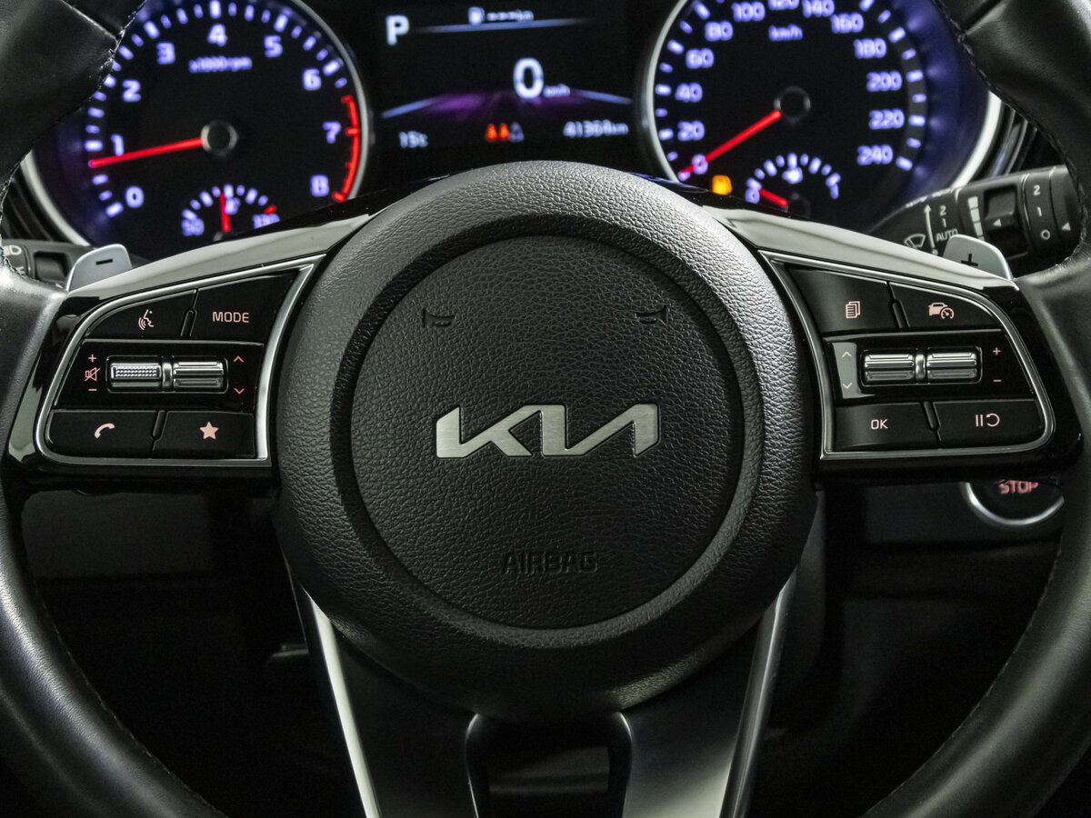 Купить Kia Ceed с пробегом. Фото: #9