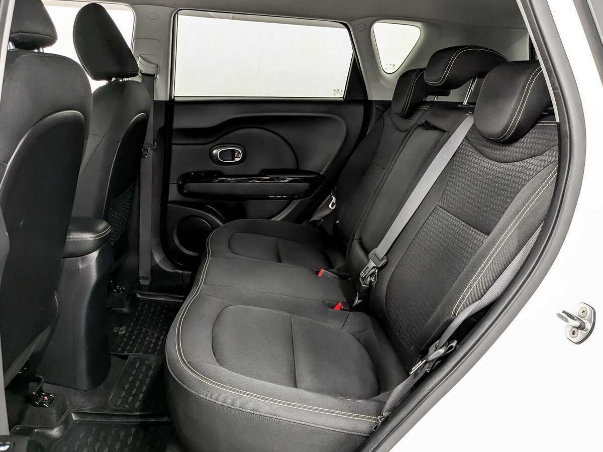 Купить Kia Soul с пробегом. Фото: #11