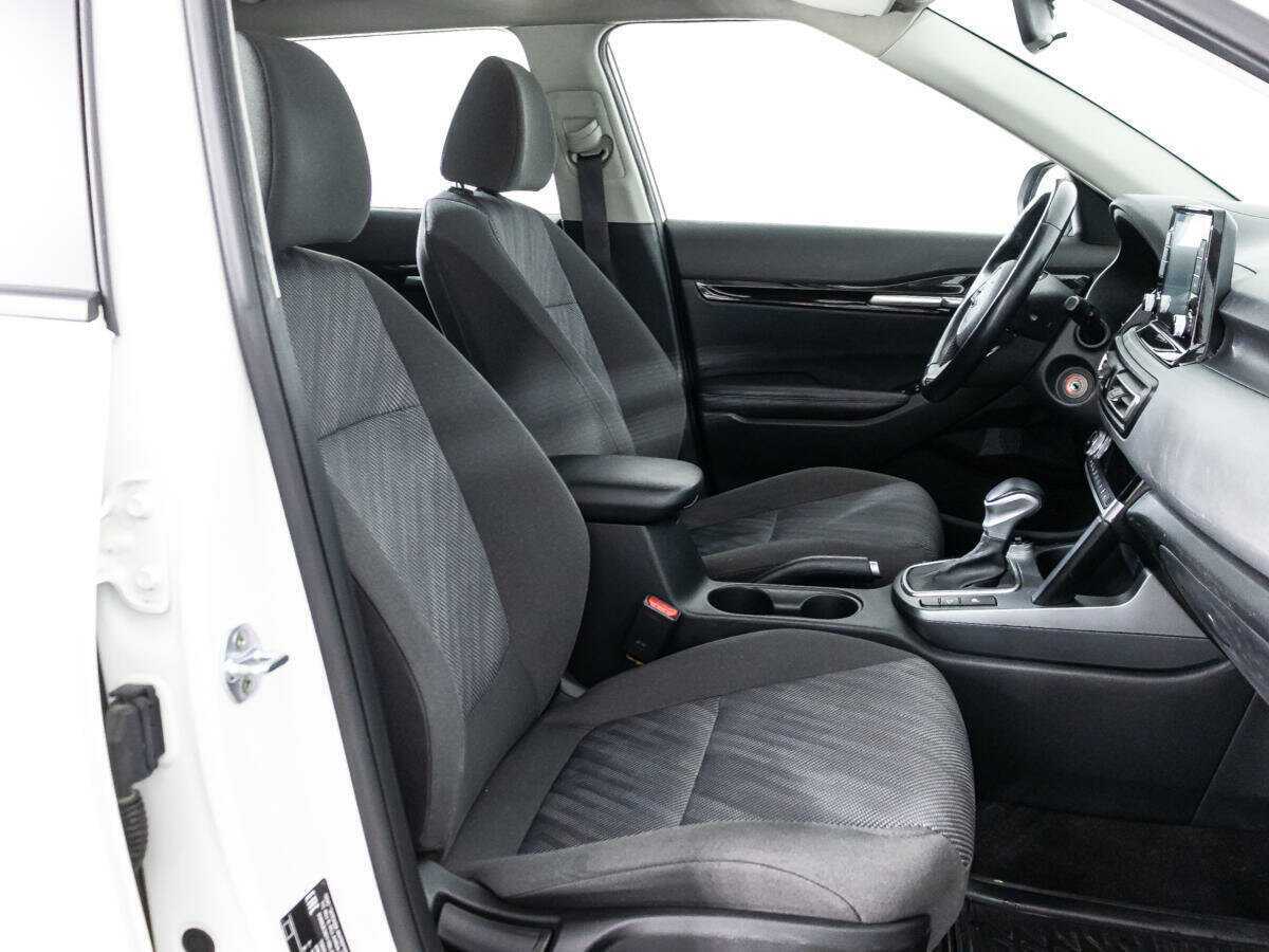 Купить Kia Seltos с пробегом. Фото: #23