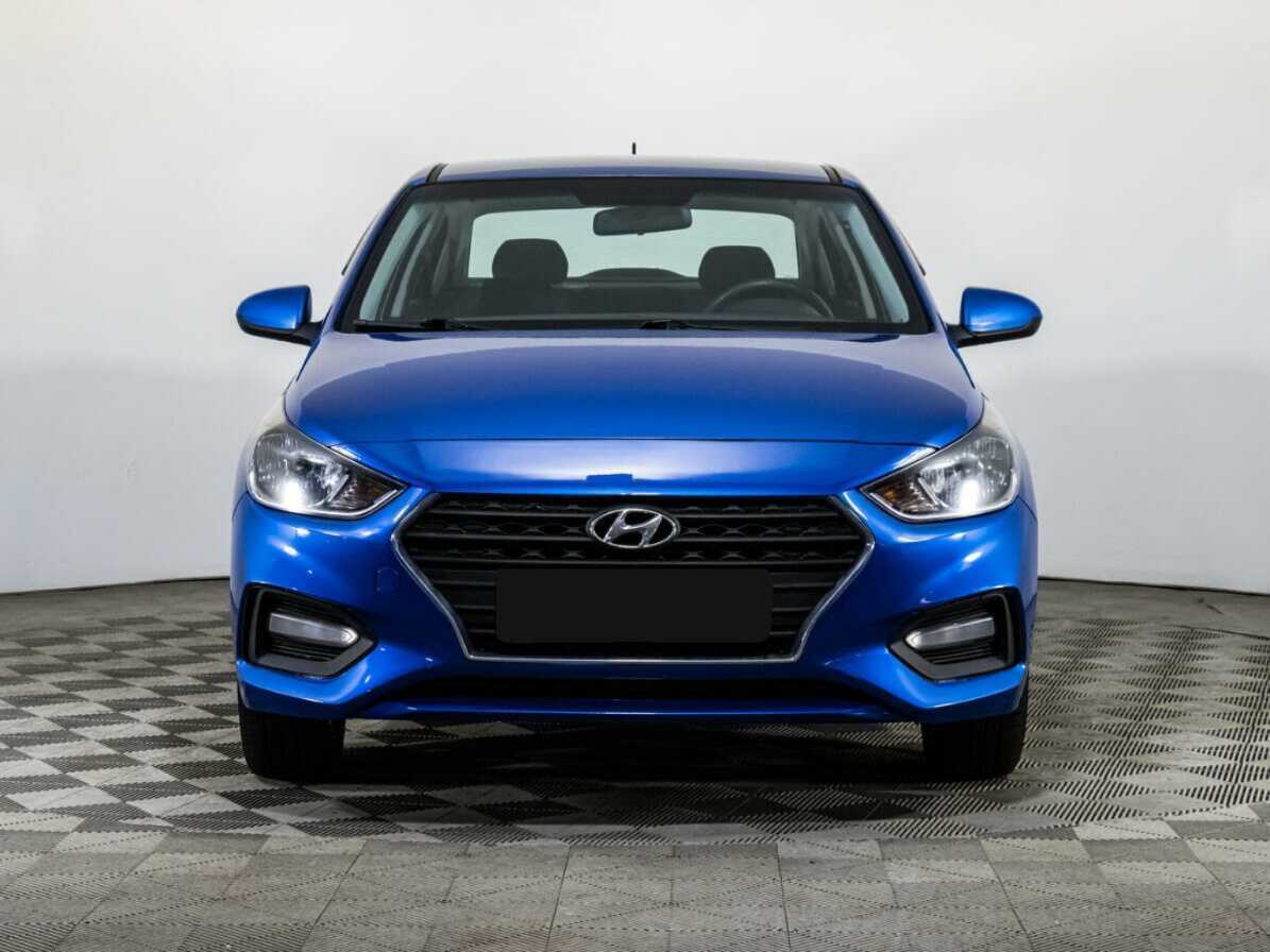 Купить Hyundai Solaris с пробегом. Фото: #1