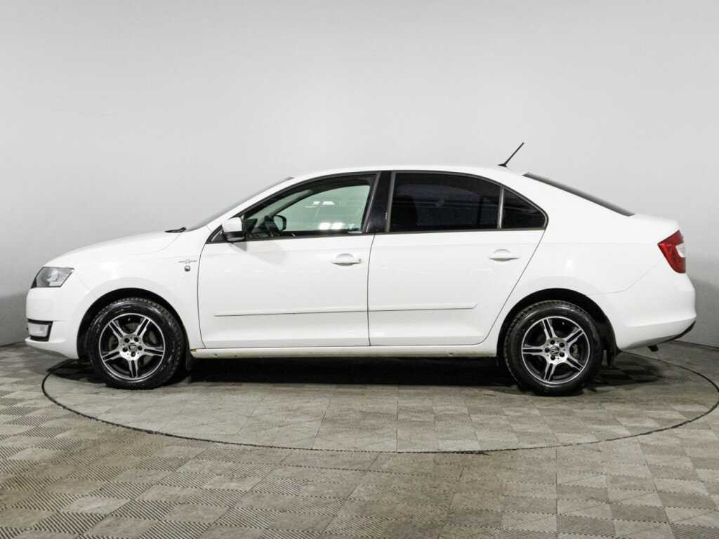 Купить Skoda Rapid с пробегом. Фото: #7