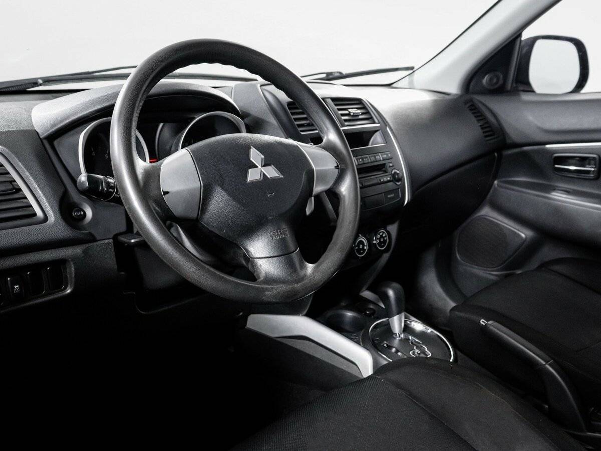 Купить Mitsubishi ASX с пробегом. Фото: #13